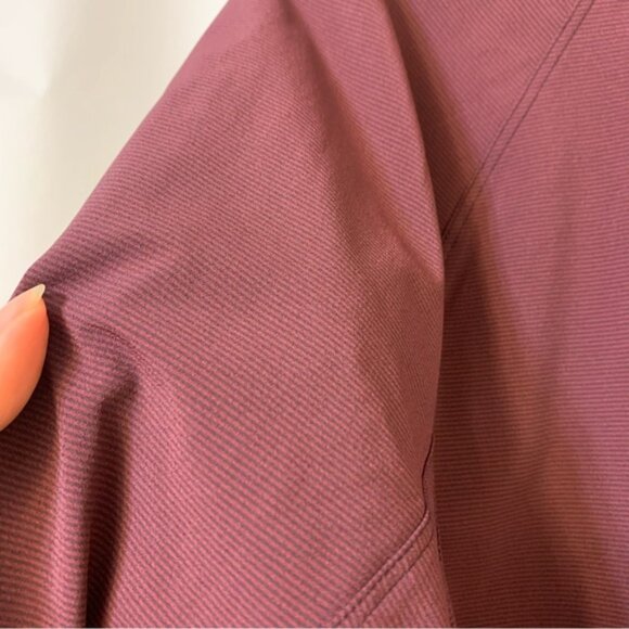 Lululemon Voyage Long Sleeve Buttondown Wee Stripe Black Cherry Prep Red Medium - Picture 3 of 10